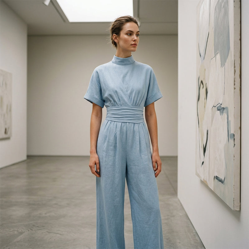 Jumpsuit för damer med korta ärmar, hög hals och vida ben