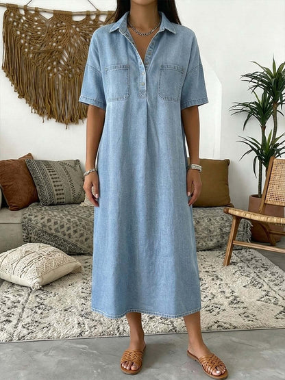 👗 50% RABATT NU! 👖 Ljus Denim Midiklänning med Fickor – Avslappnad & Bekväm – Perfekt för Vardagen 🌸