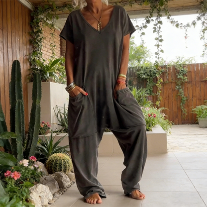 🔥Ny modell 2026🔥Vardaglig överdimensionerad jumpsuit med V-ringning – Mjukt material, smickrande och trendig