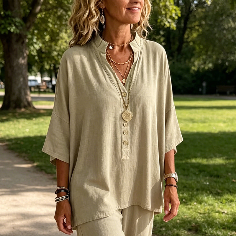 💥 50% RABATT 👚 Modern sommarblus ✨ Lätt tyg, bekväm passform & en stil som aldrig går ur tiden 🌿