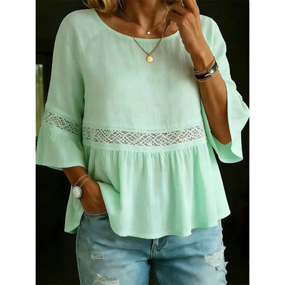 👚🌸 Spetsblus med V-ringning, peplum och volangärmar