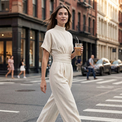 Jumpsuit för damer med korta ärmar, hög hals och vida ben