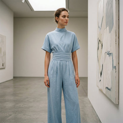 Jumpsuit för damer med korta ärmar, hög hals och vida ben