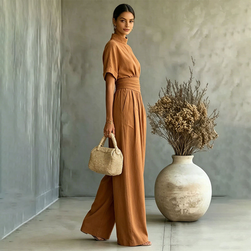 Jumpsuit för damer med korta ärmar, hög hals och vida ben