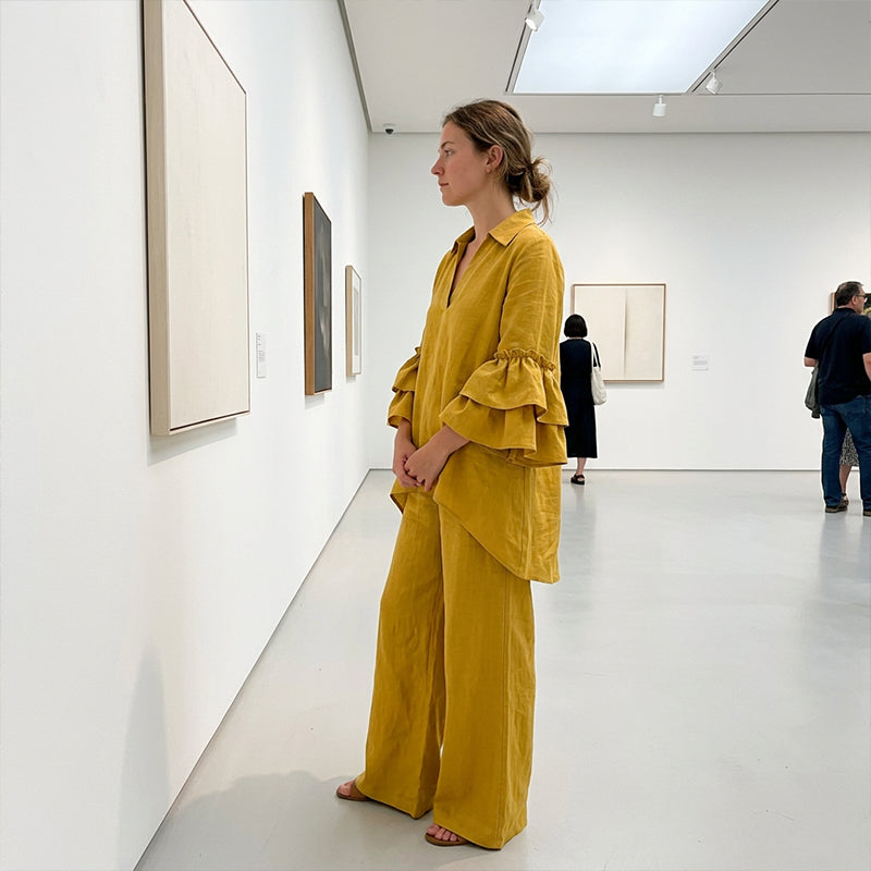 Minimalist långärmad topp och vidbyxor för kvinnor